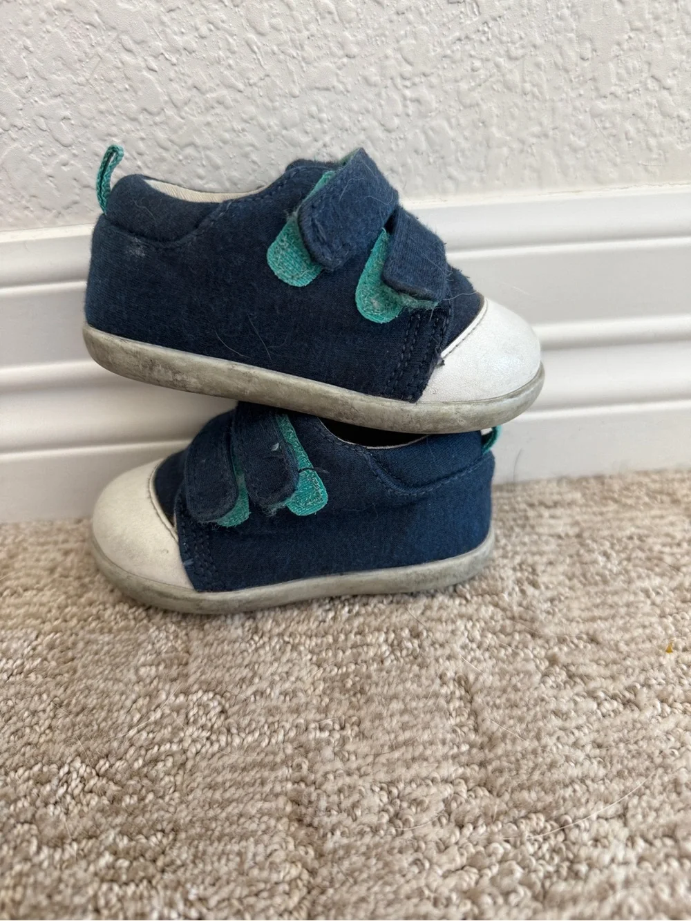 Ten Little see photos